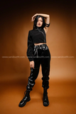 Outfit Phối Sẵn - (Quần Jogger Da Bóng phối Croptop 1 Cánh Tay)