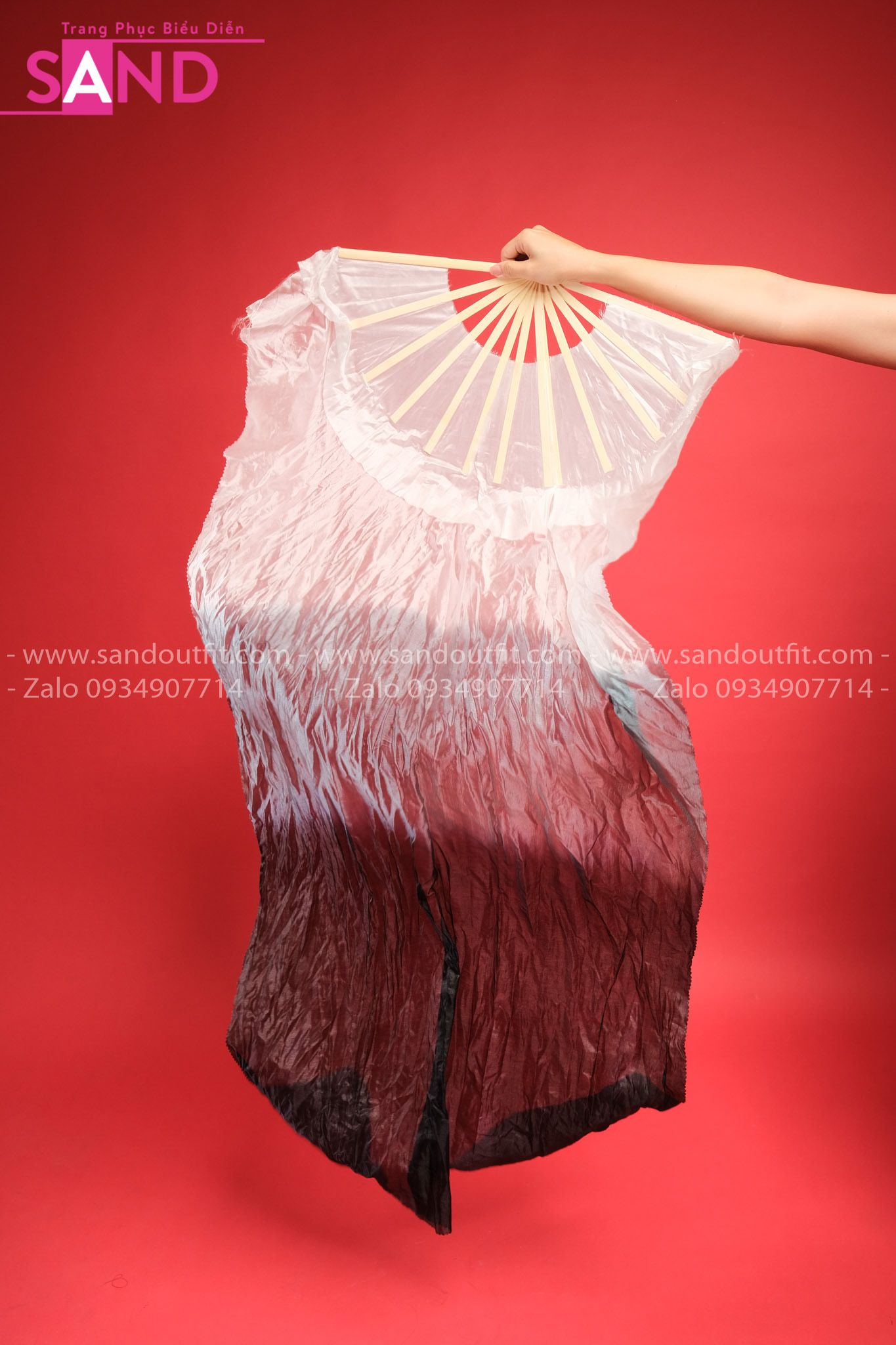 DQU1203 Quạt Dải Lụa Trắng Loang Đen 1m5