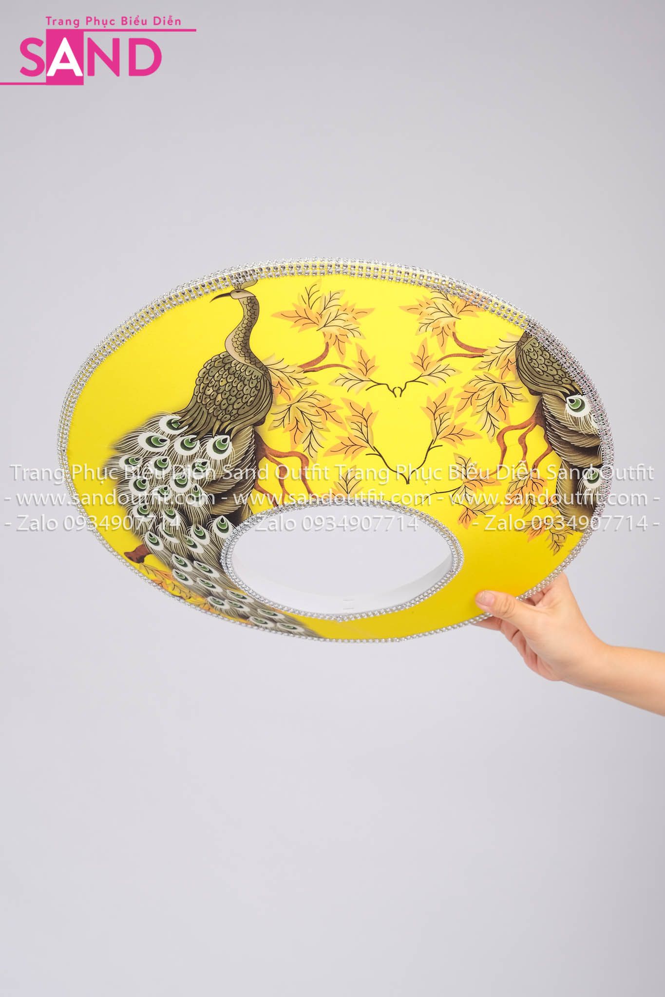 DMA0303 Mấn Áo Dài - Hoạ Tiết Công Vàng