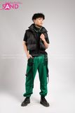Outfit Phối Sẵn - (Quần Jogger Túi Hộp Xanh Lá Phối Phao Đen)