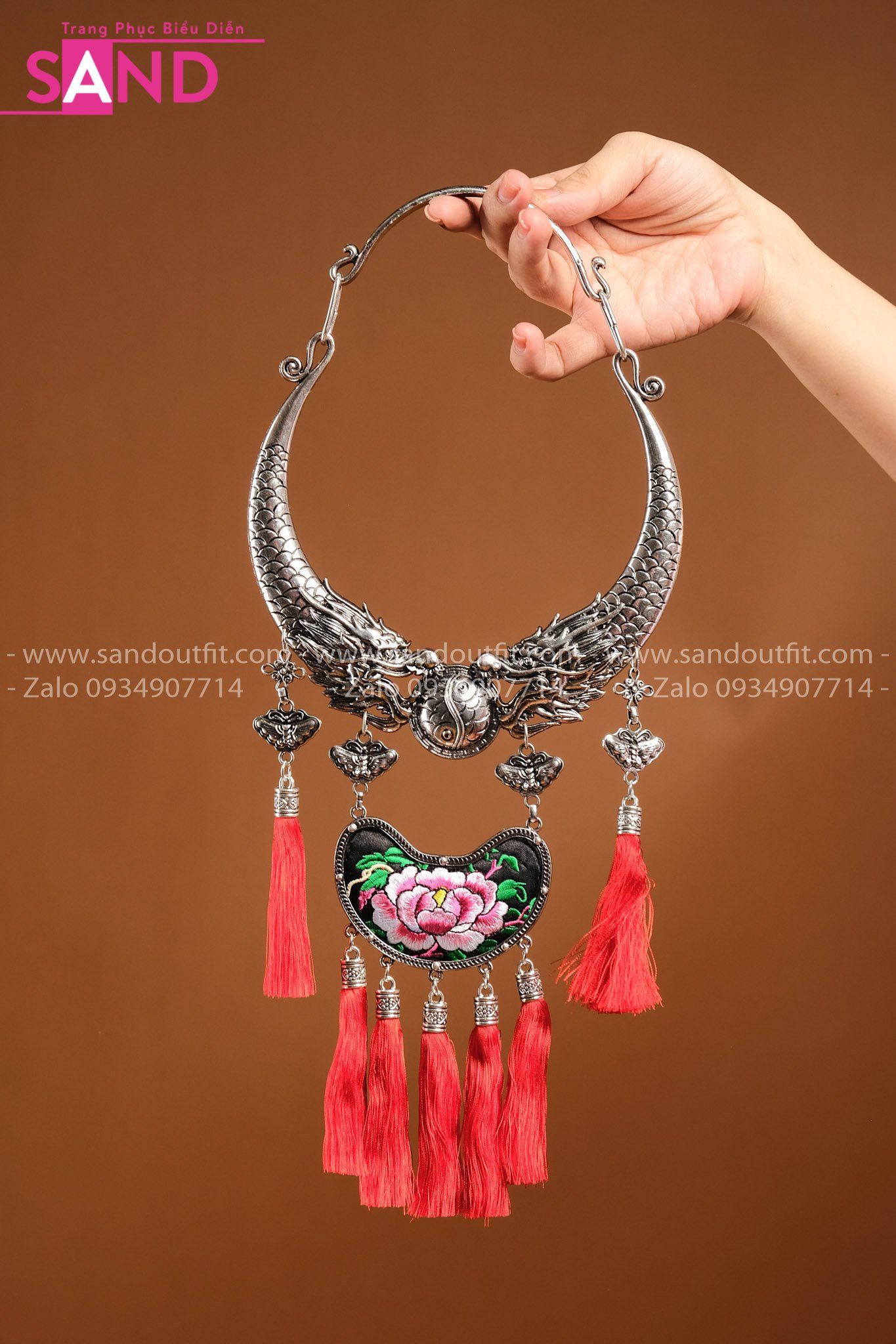 DPC0401 Vòng Cổ Bạc Dân Tộc Tua Rua Đỏ