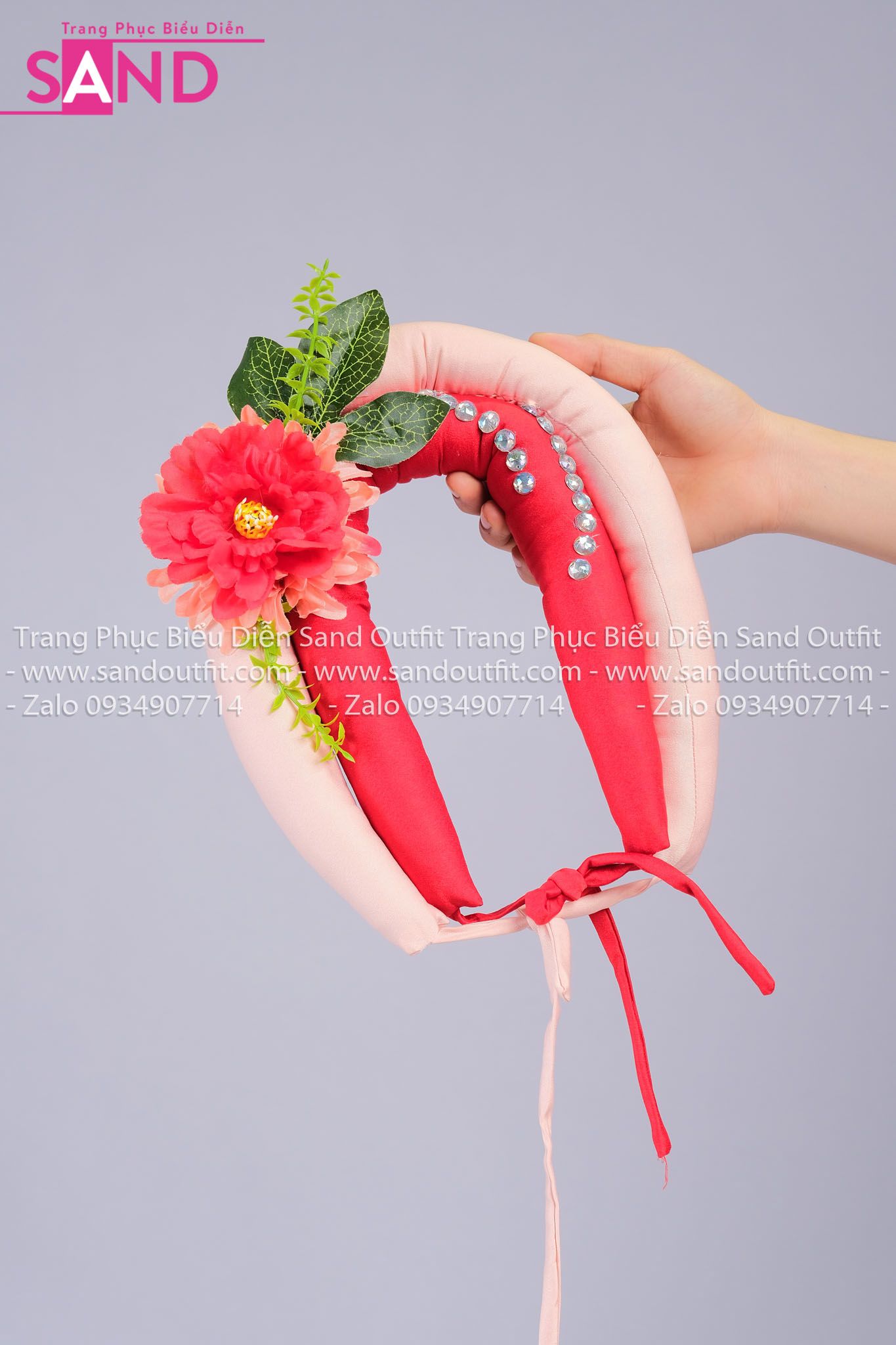 DMV0408 Vấn Thiết Kế Đỏ Hồng Đính Hoa Đỏ