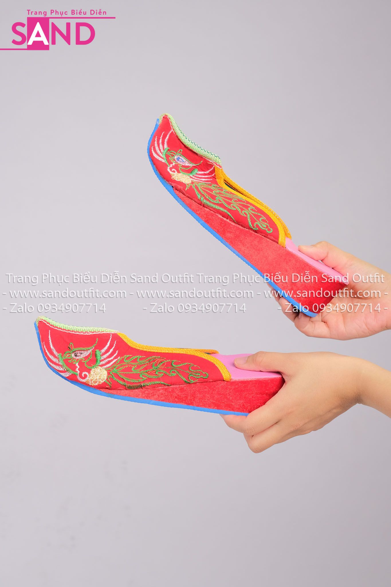 DGN0401 Hài Thêu Mang Cổ Phục Đỏ Nữ