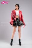 Outfit Phối Sẵn - (Váy Xếp Li Da Đen 2 Tầng phối Áo Khoác Crop Tay Phồng Đỏ)