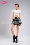 Outfit Phối Sẵn - (Váy Xếp Li Da Đen 2 Tầng phối Áo Crop Móc Trắng)