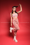 Outfit Phối Sẵn - (Quần Hồng Túi Hộp phối Áo Hở Lưng Ngọc Trai)