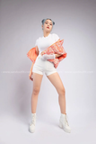 Outfit Phối Sẵn - (Quần Short Trắng Phối HAP0603 Áo khoác Gile phao croptop không tay họa tiết màu loang - Cam)