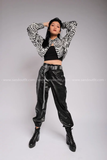 Outfit Phối Sẵn - (Quần Jogger Da phối Croptop Sơmi Ngựa Vằn)