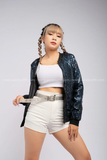 Outfit Phối Sẵn - (Quần Short Trắng phối Áo Khoác Kim Sa Xanh Dương)