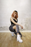 Quần Jogger Xẻ Tà Ánh Kim