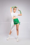 Outfit Phối Sẵn - (Quần Short Xanh Lá phối Áo Croptop Trắng Khóa Quần)