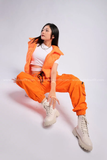 Outfit Phối Sẵn - (Quần Jogger Kaki Cam phối Croptop Trắng Phao Gile)