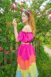 VBM1206 Váy Maxi Cúp Ngực Hồng Nhiều Tầng Phối Màu