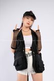 Outfit Phối Sẵn - (Quần Short Trắng phối Áo Gile Đen)