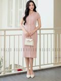 Đầm hồng nhạt cổ tim