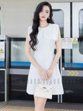 Đầm trắng cổ thuỷ thủ