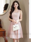 Đầm hồng cổ vuông xếp ly
