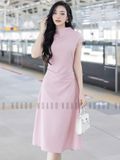 Đầm hồng cổ cao vạt xéo