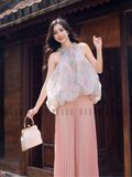 Áo yếm xanh thêu hoa