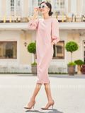 Đầm hồng cổ thuyền tay lửng