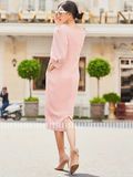 Đầm hồng cổ thuyền tay lửng
