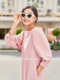 Đầm hồng cổ thuyền tay lửng