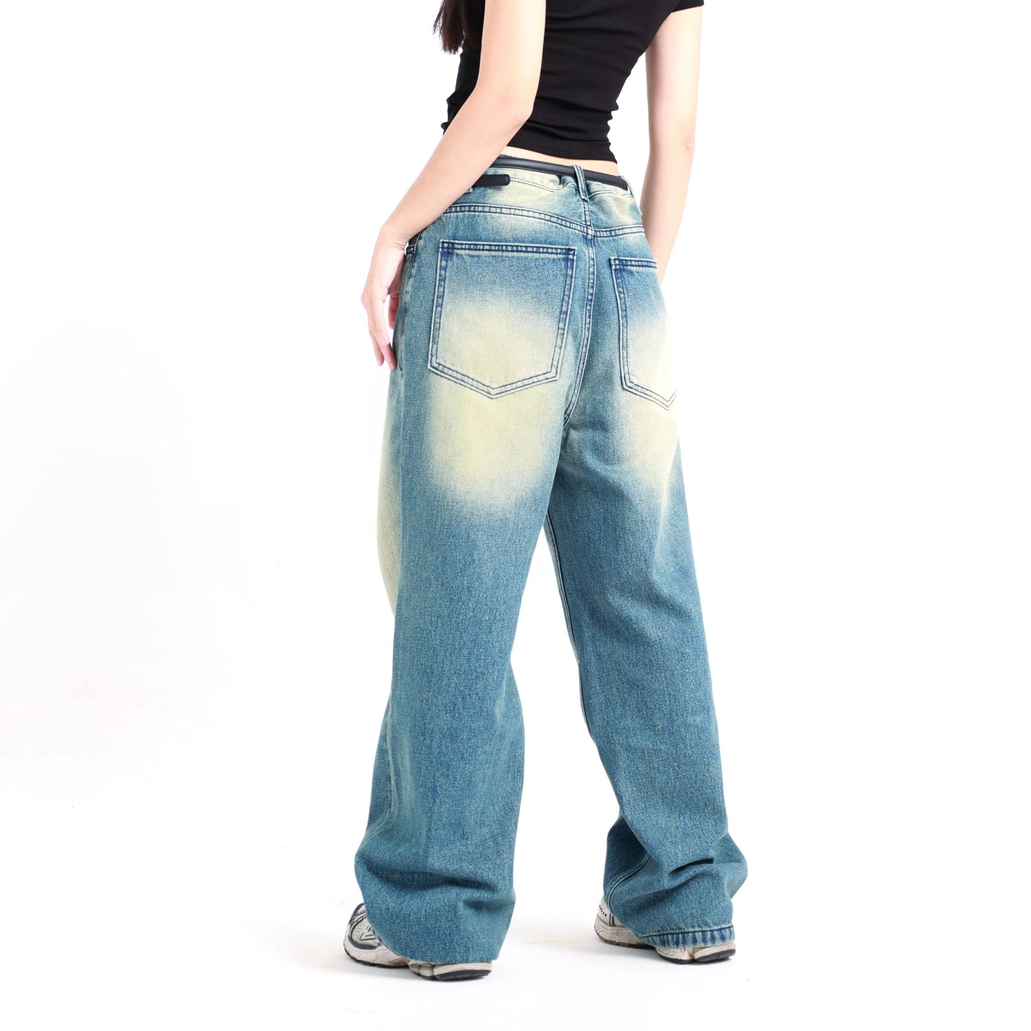 Washed Jeans - Light Blue