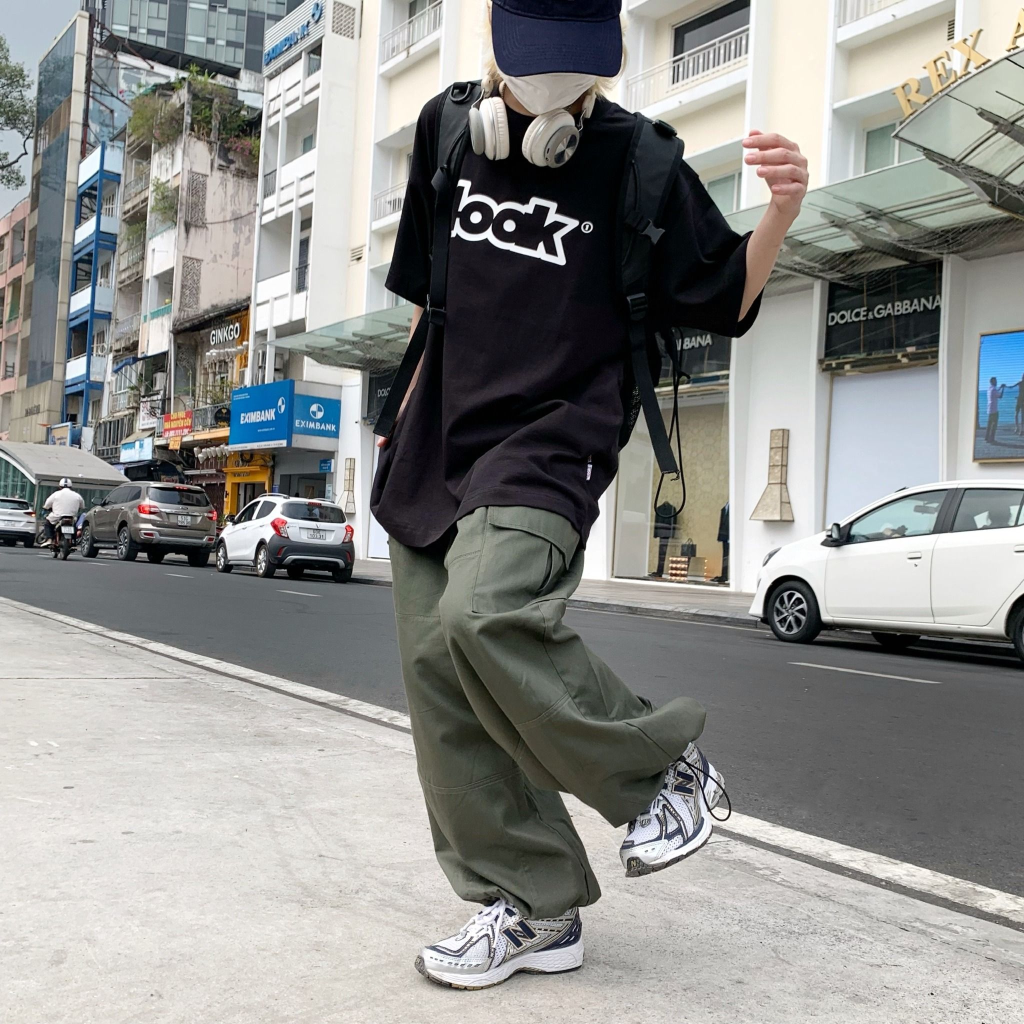 Oakland Tee