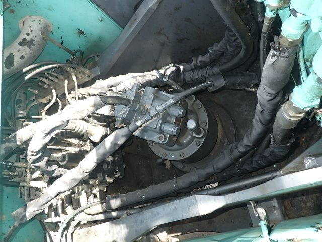 MÁY ĐÀO BÁNH XÍCH KOBELCO SK200-8 - 2013