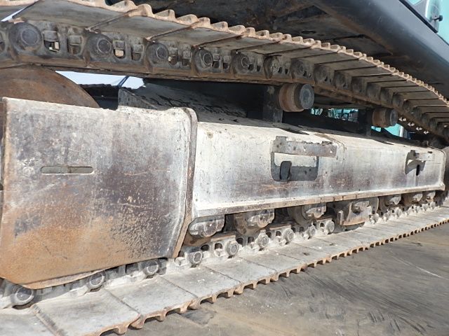 MÁY ĐÀO BÁNH XÍCH KOBELCO SK200-8 - 2013