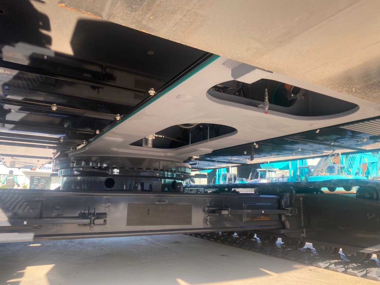 CẨU BÁNH XÍCH KOBELCO BMS800