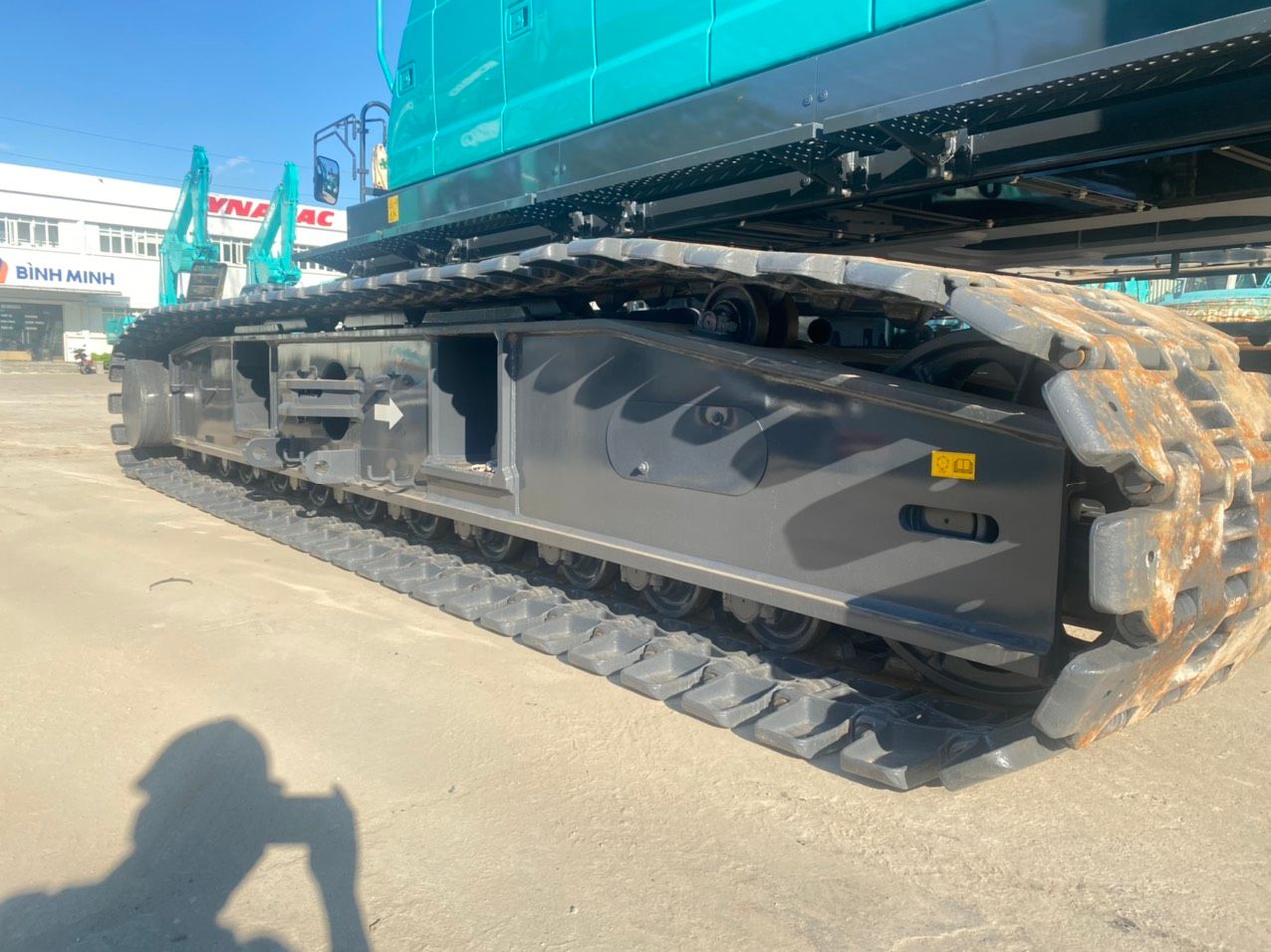 CẨU BÁNH XÍCH KOBELCO BMS800