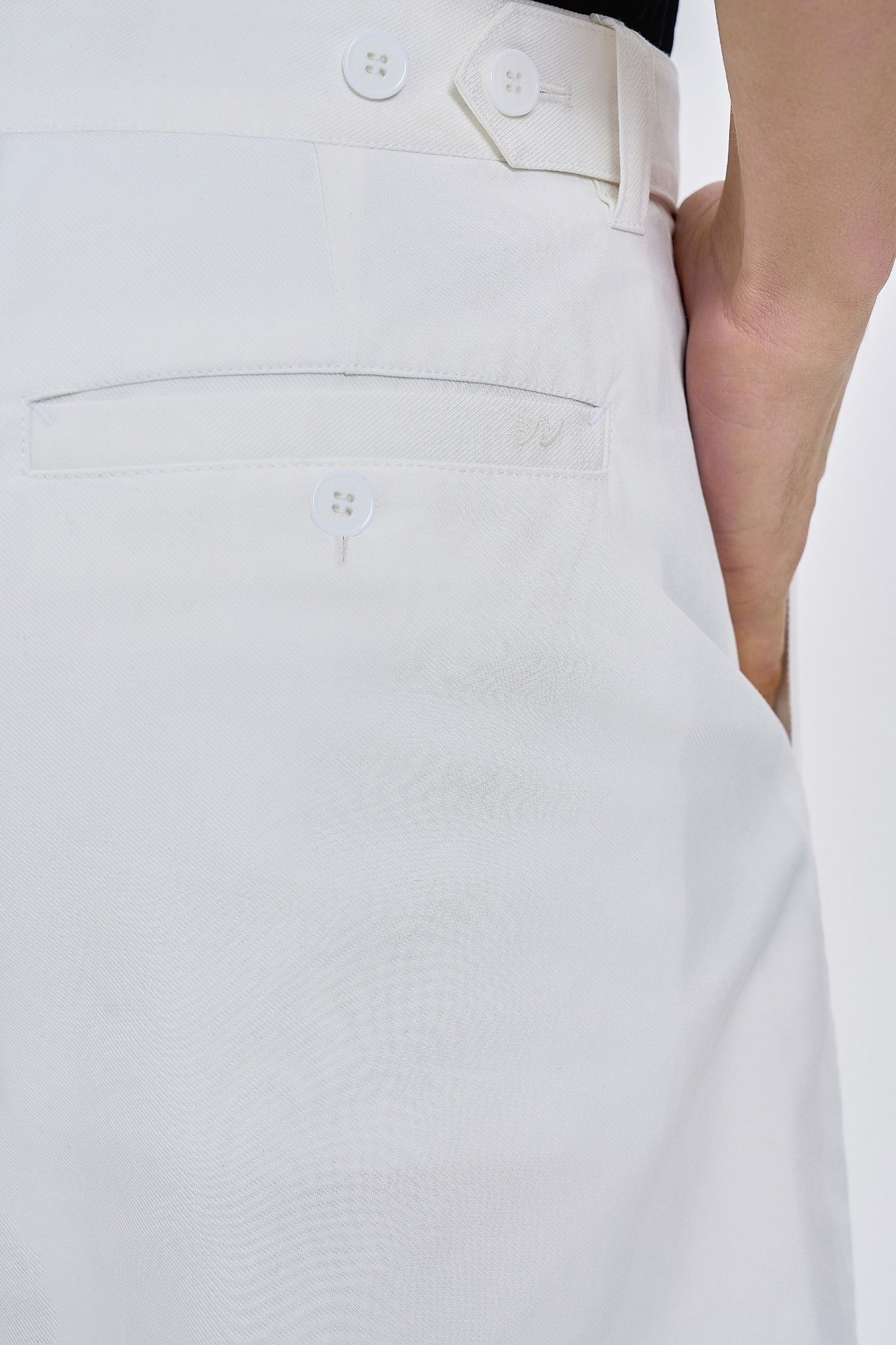 Quần khaki MI021-WH