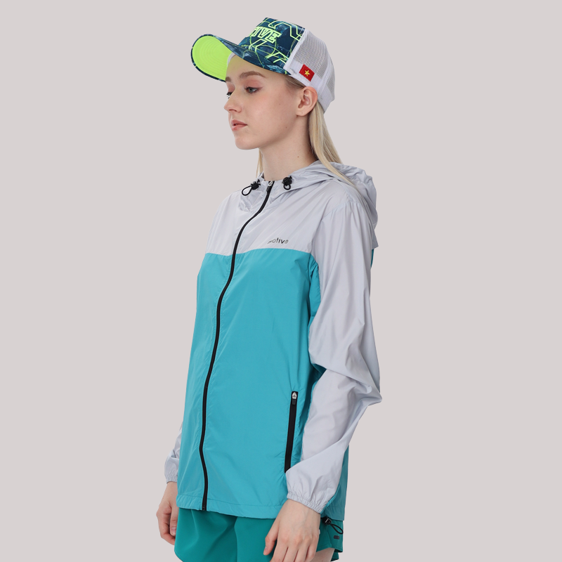 Áo Khoác Thể Thao UNISEX MOTIVE JACKET Supper Light - Màu Xanh Phối Xám