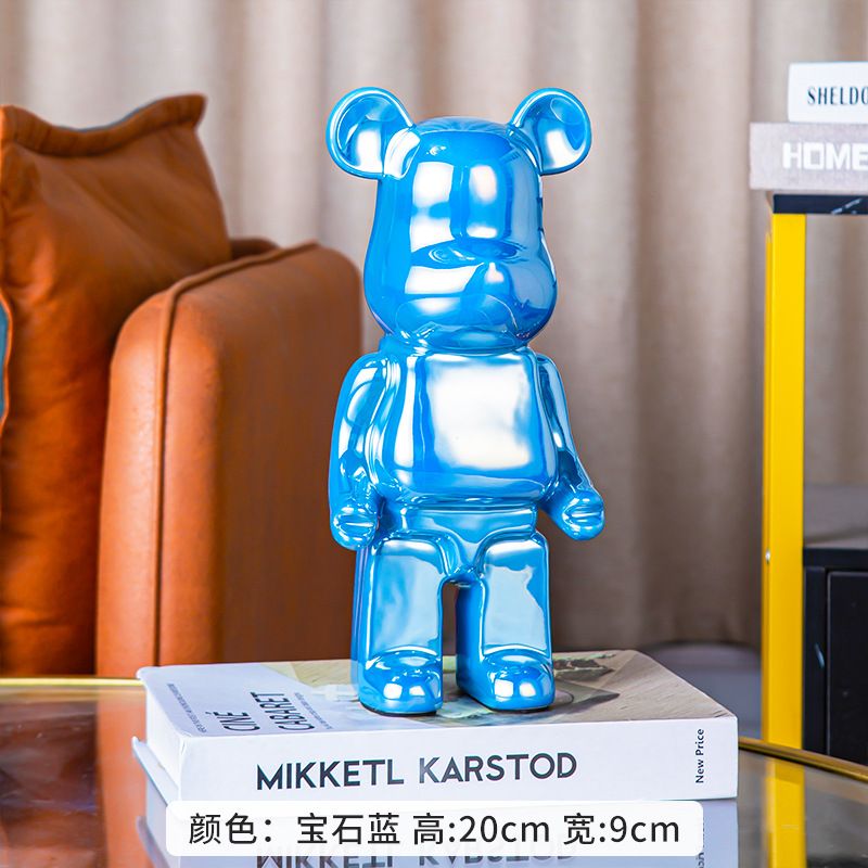  Tượng gấu BearBrick 