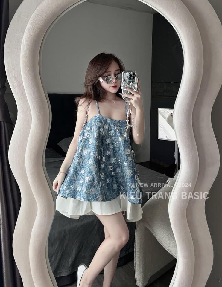 Đầm hai dây thêu CHANEL lấp lánh - G469