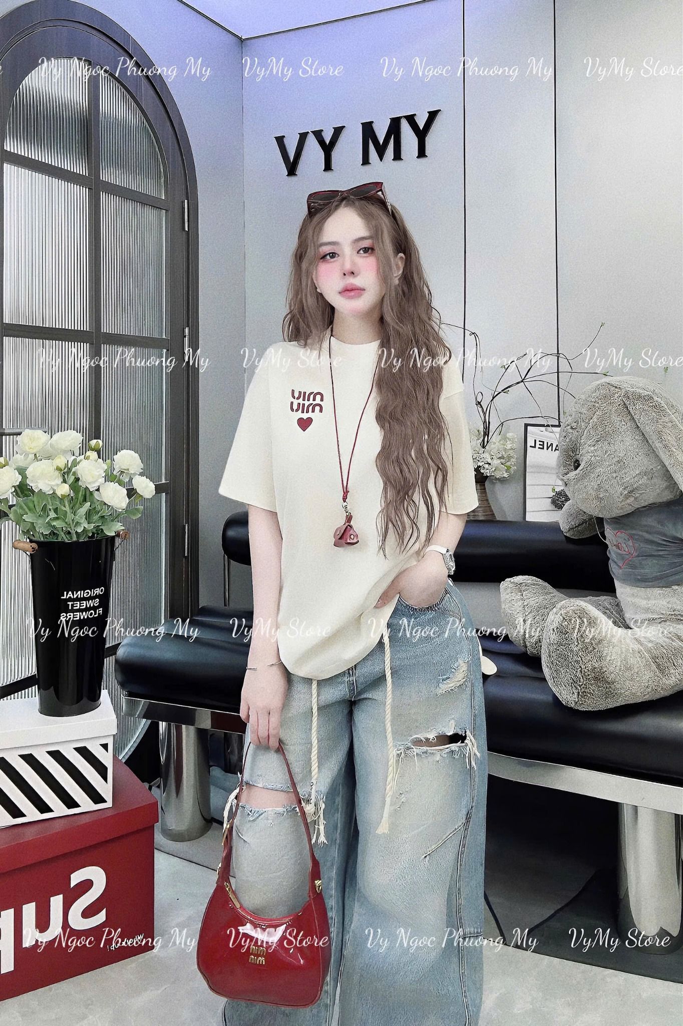Áo thun MIUMIU form rộng có hình trái tim - KEM - M276 ( DÀI 69CM )