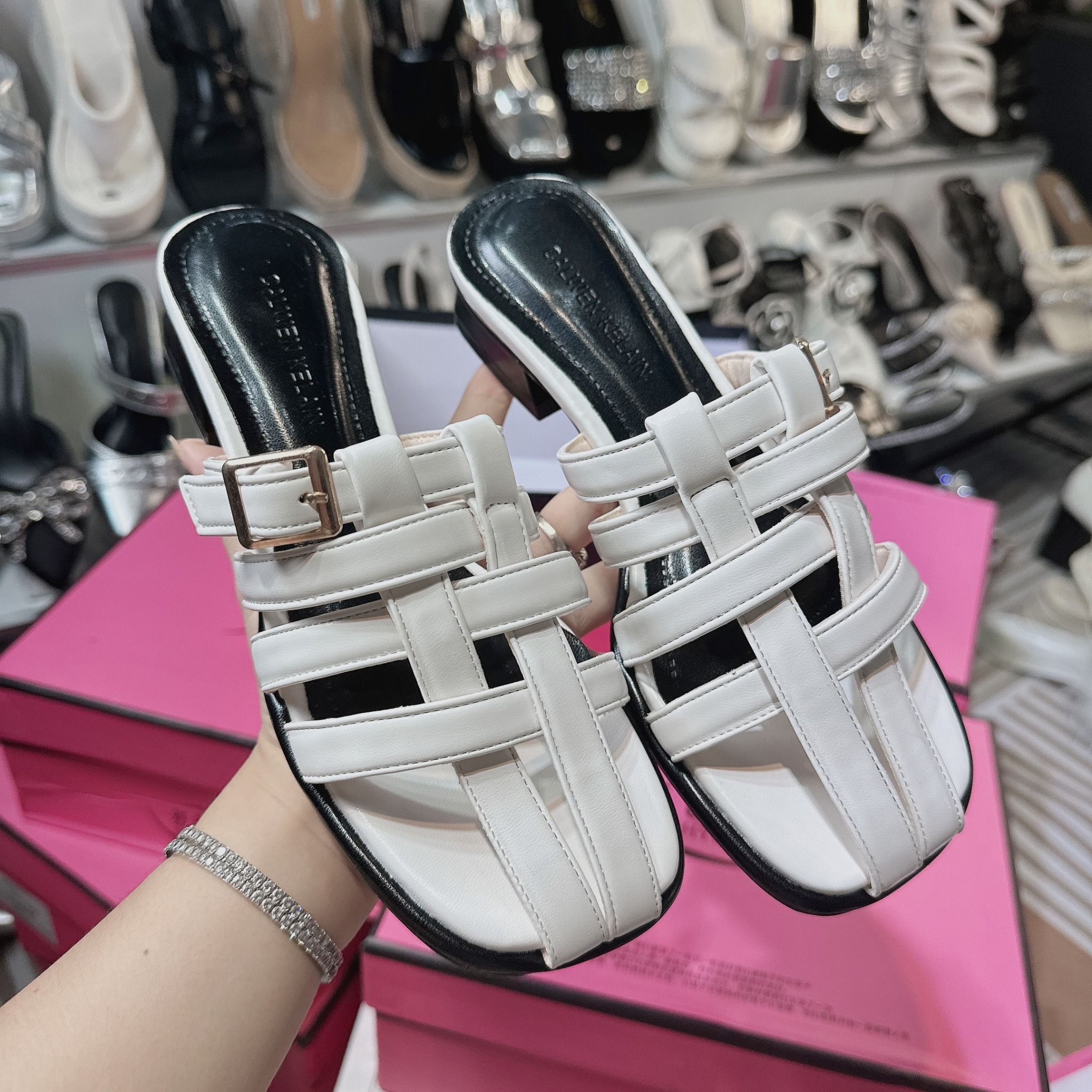 Dép sục rọ lưới quai gài thoáng mát êm chân - TRẮNG - G25