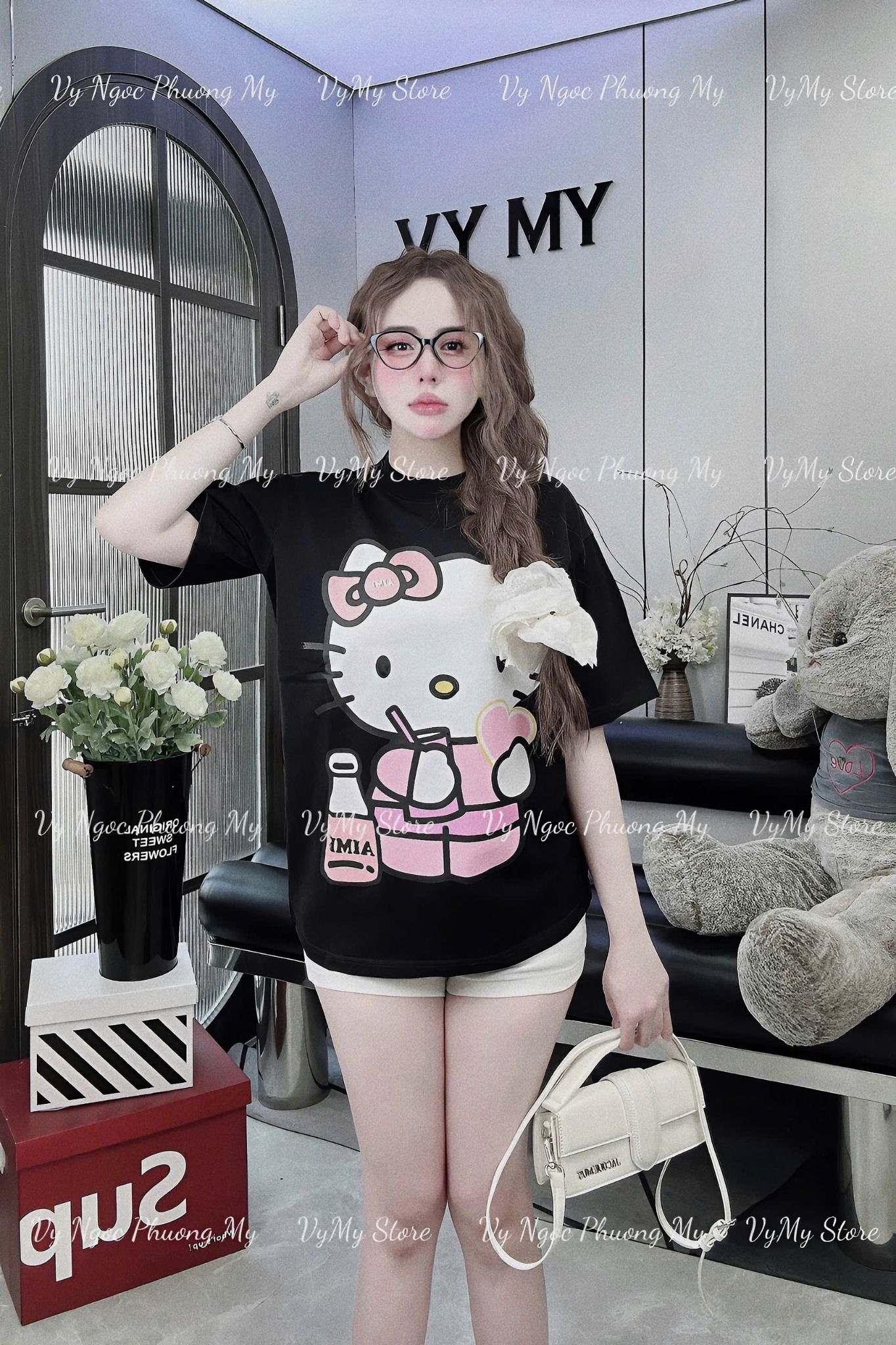 Aó thun hello kitty form rộng - ĐEN - M261 ( DÀI 68CM )
