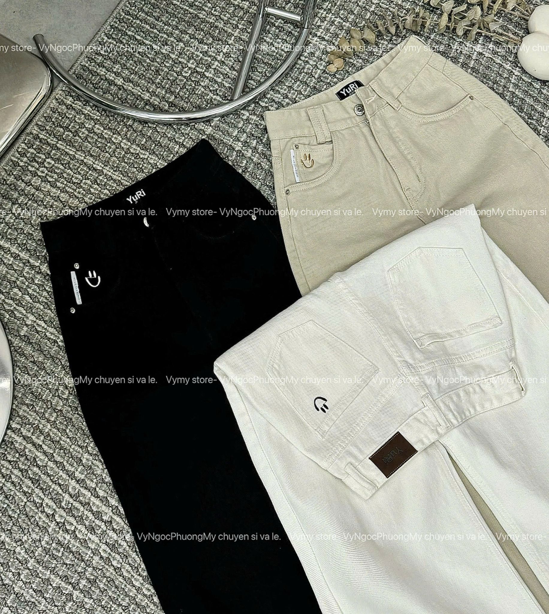 Quần ống suông thêu mặt cười - ĐEN - U510 ( EO S <64 ,M<70, L<74, XL<77 )