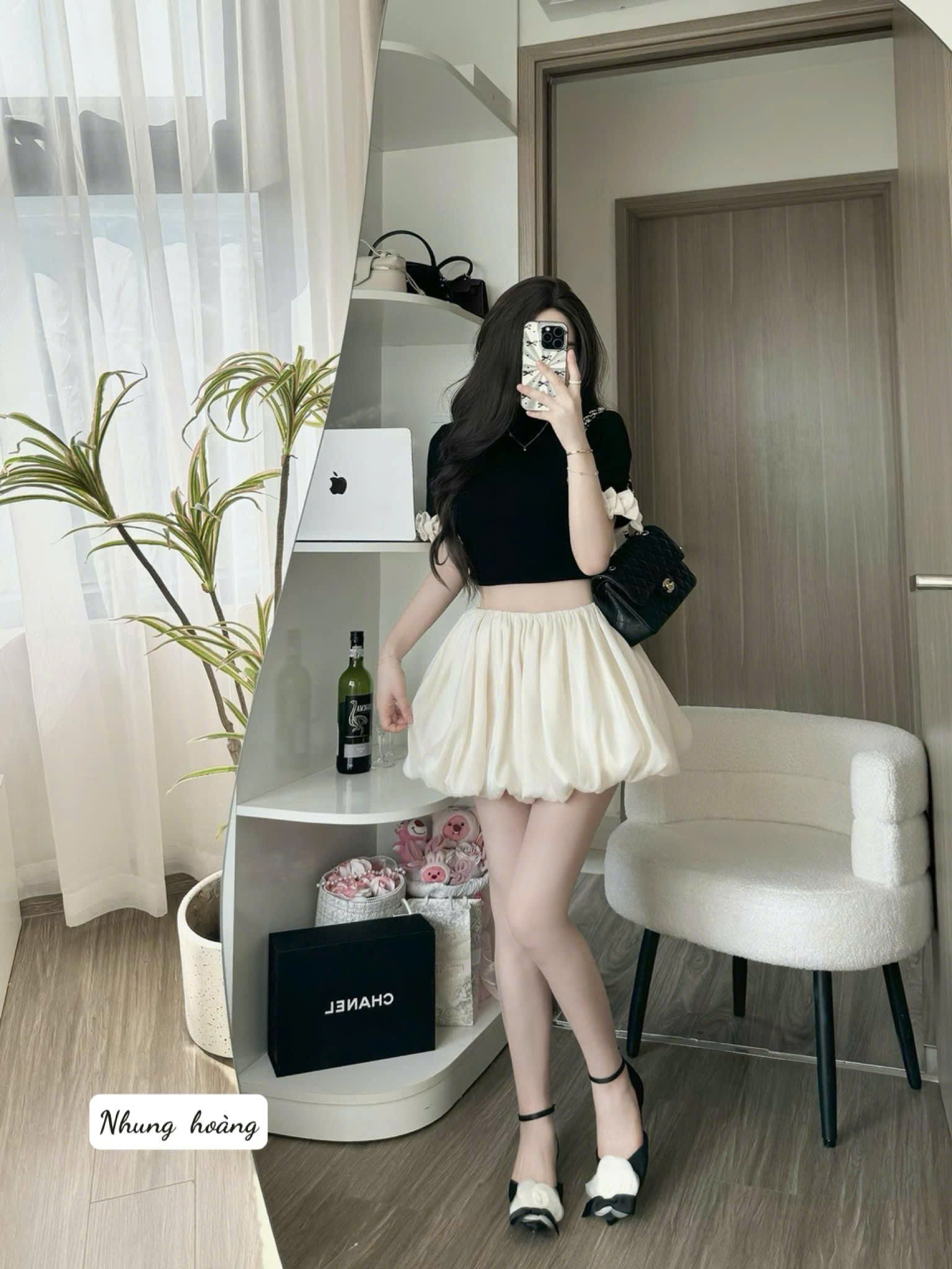 Set áo cộc tay zip ôm body mix chân váy bồng tơ óng hàn - P333