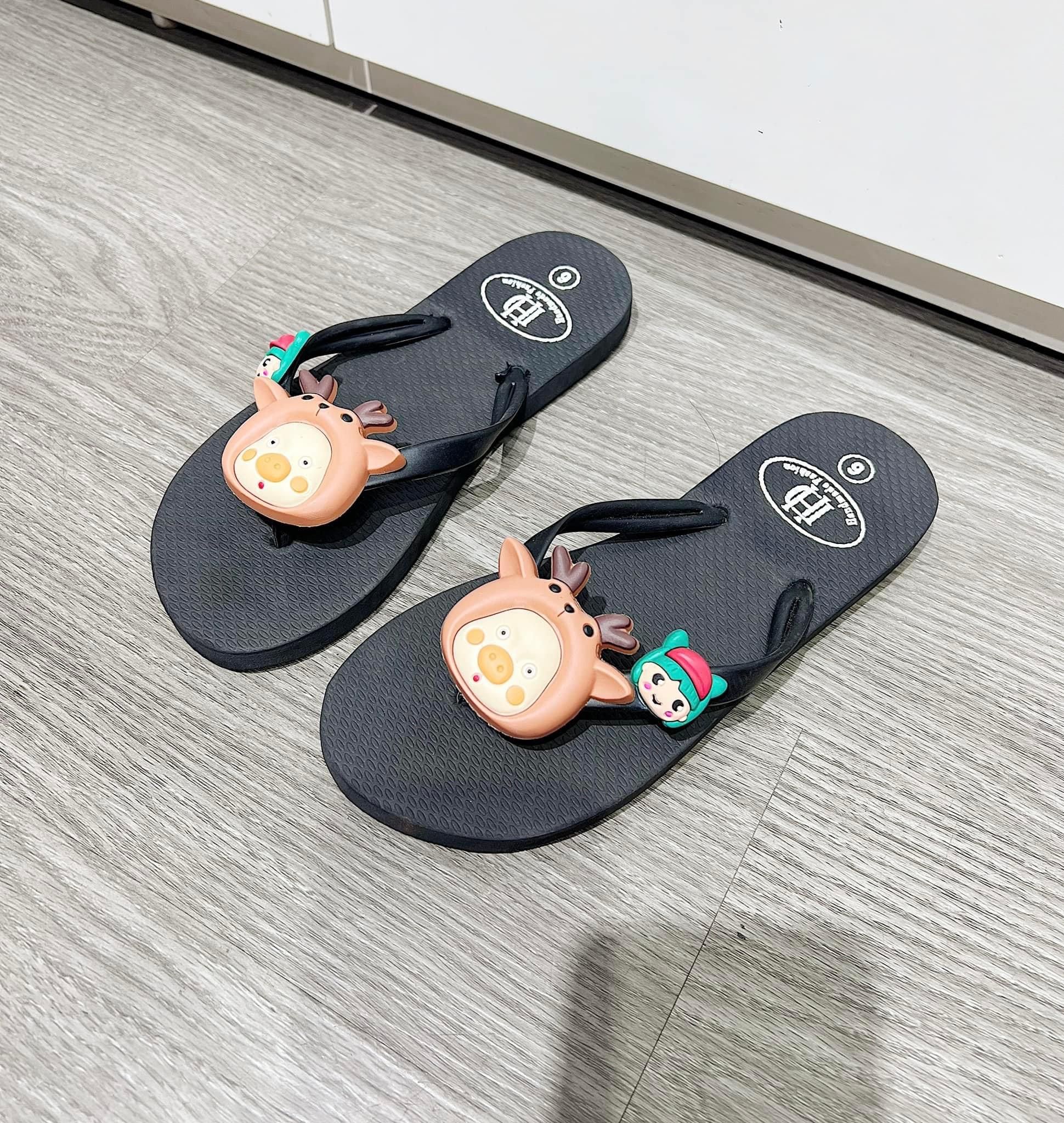 Dép kẹp xỏ ngón hình thú siêu cưng - ĐEN - D540