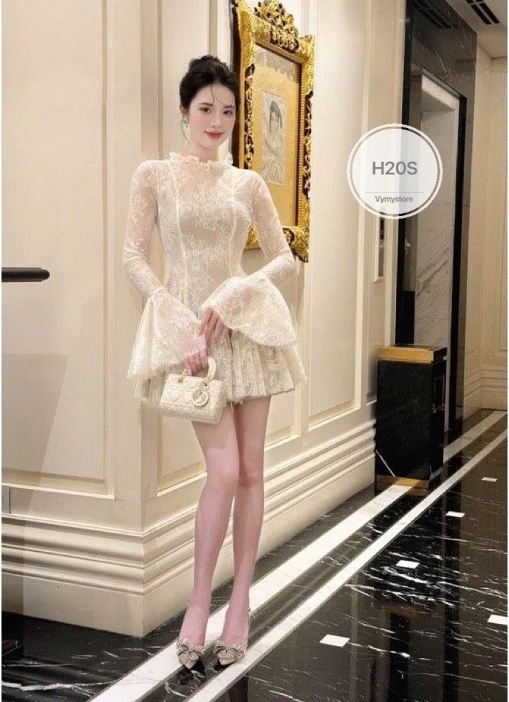 Đầm ren 2 lớp tay dài xòe ren sang chảnh - Z341