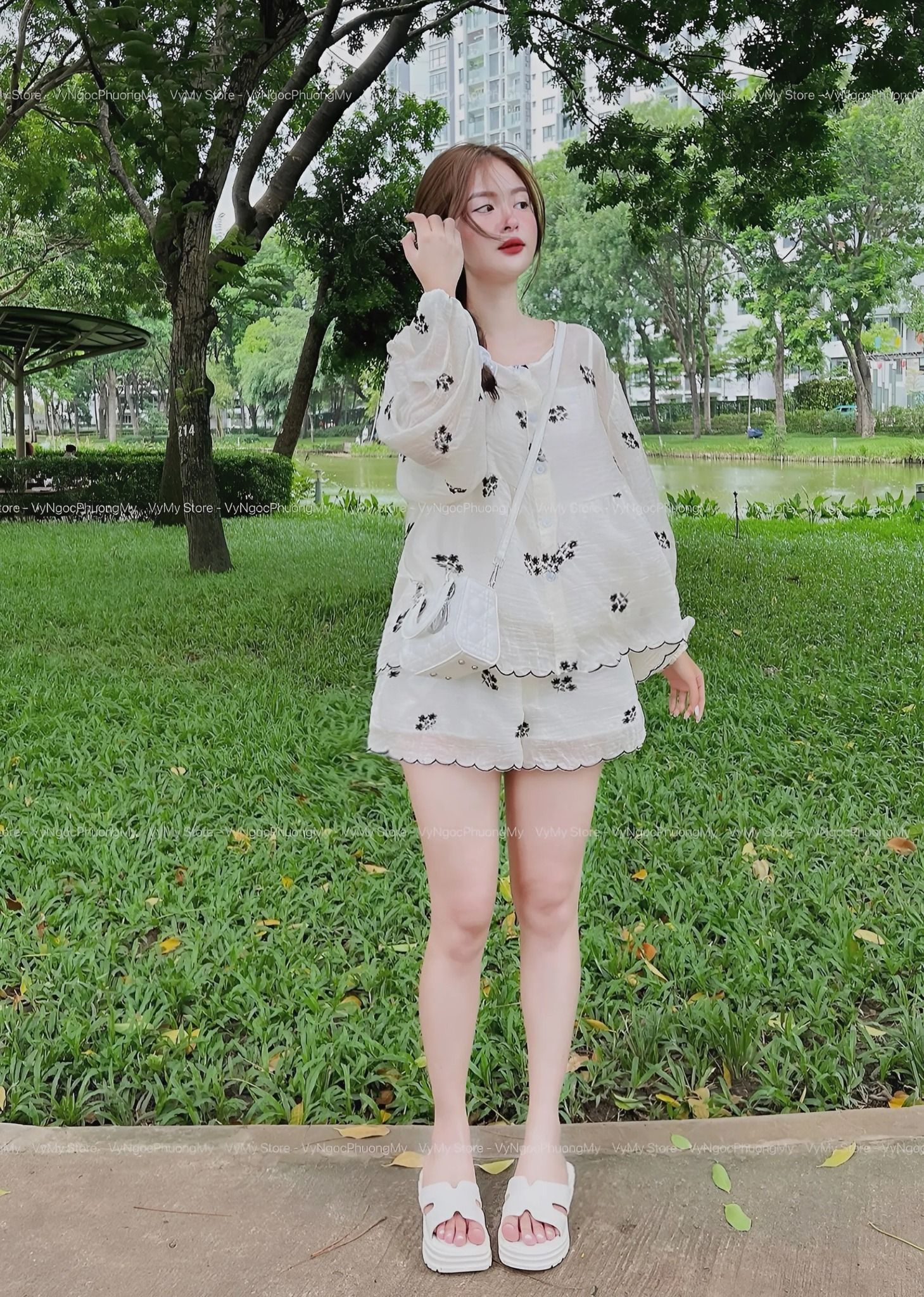 Set áo babydoll tay bồng phối chân váy thêu hoa - H484 ( KÈM ÁO LÓT TRONG )
