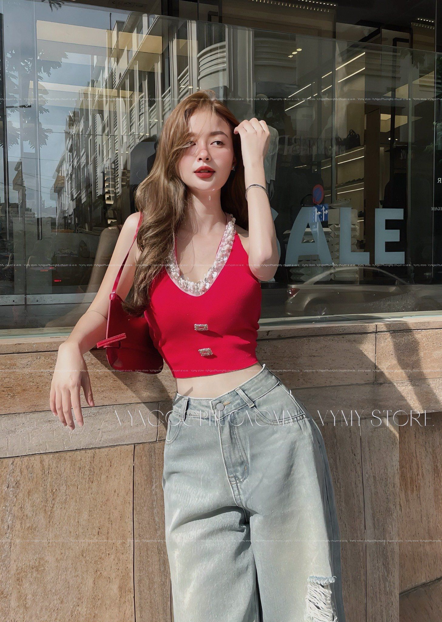Áo croptop cổ yếm viền đính ngọc phối nút đá - ĐỎ - H486 ( CÓ MÚT NGỰC )