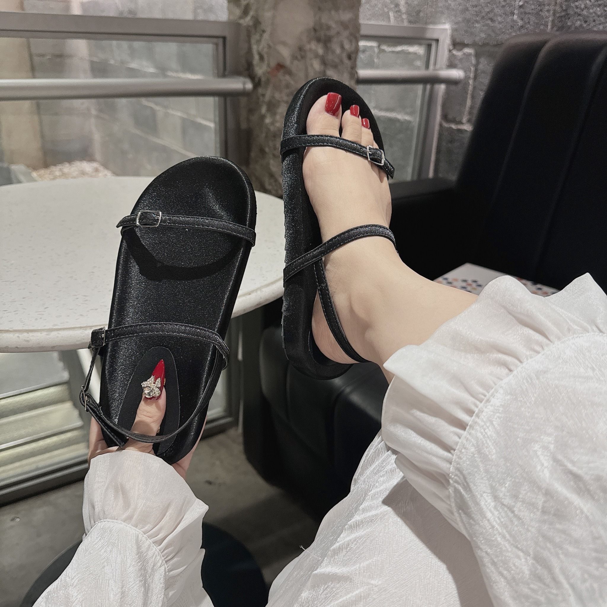 Giày Sandal quai mỏng phủ lớp nhung ZARA - D556