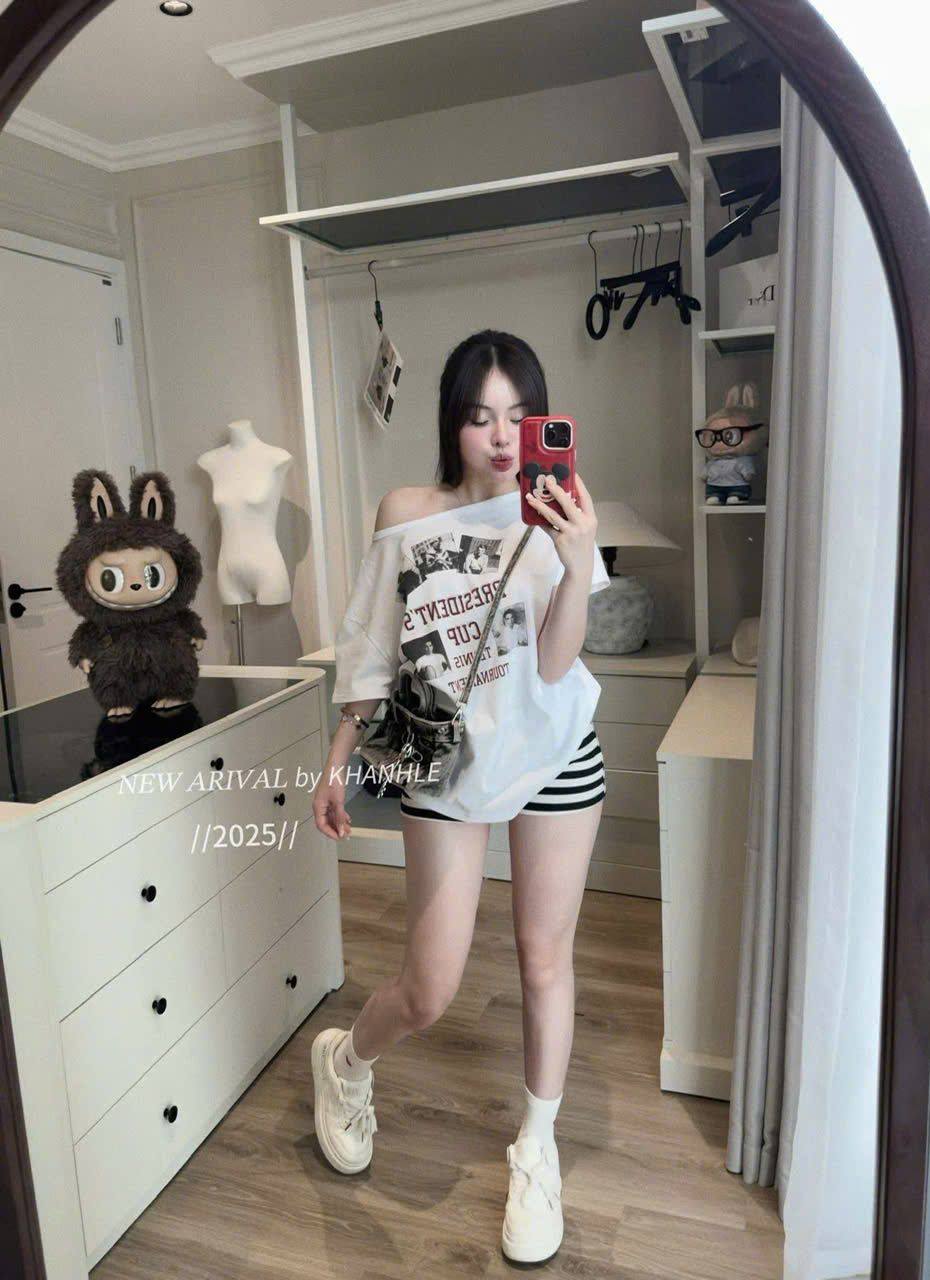 Set áo lệch vai in chữ PRESIDENTS mix quần short kẻ sọc - T156 (eo S<68, M<72)