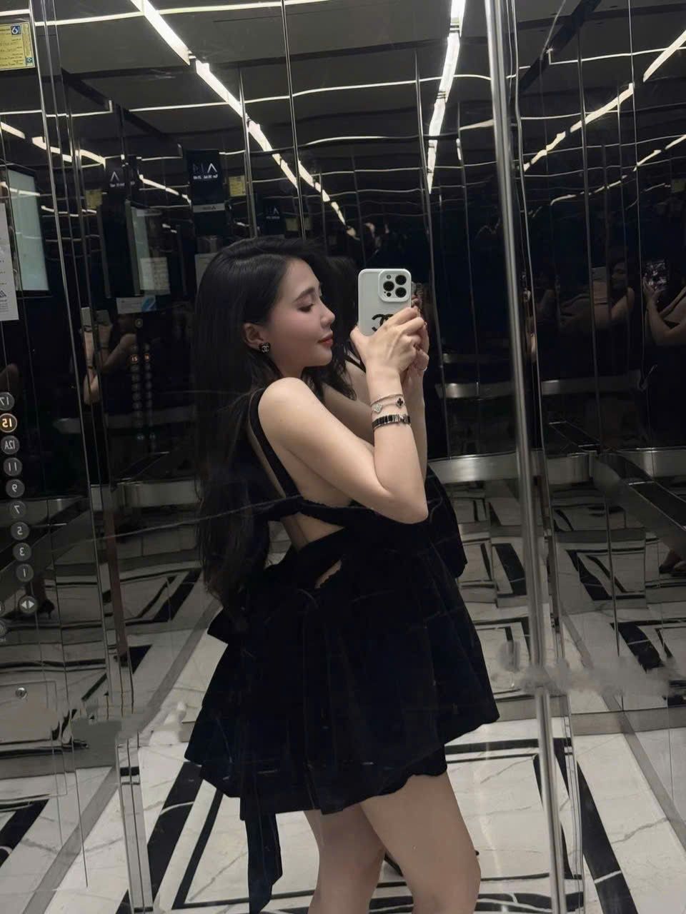 Set áo 2 dây hở lưng mix quần short chất nhung - Z396 ( eo S<68, M<72 )