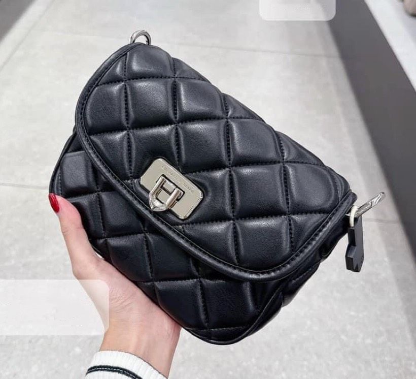 Túi xách nữ CHARLES & KEITH mẫu mới - ĐEN - T82