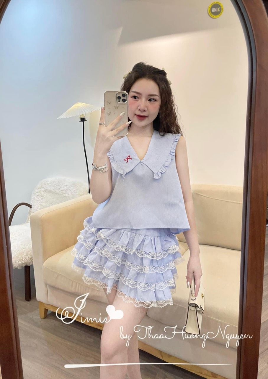 Set váy kẻ xanh tay cộc phối chân váy xoè tầng dễ thương - H464